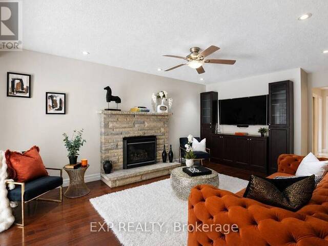 74 HENDERSON DRIVE Whitby Ontario, L1N 7Y8 - 5 Bedrooms Home For Sale