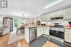 153 BROWNING TRAIL | Barrie Ontario | Slide Image Seven