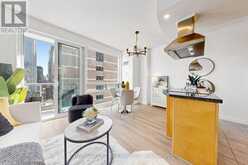 1708 - 1121 BAY STREET | Toronto Ontario | Slide Image Eight