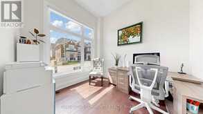 9 BACKHOUSE DRIVE | Richmond Hill Ontario | Slide Image Sixteen