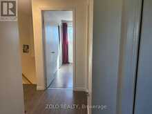 147 BURNS CIRCLE | Barrie Ontario | Slide Image Thirteen