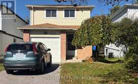 147 BURNS CIRCLE | Barrie Ontario | Slide Image Two