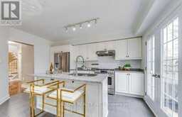 2093 SHORNCLIFFE BOULEVARD | Oakville Ontario | Slide Image Eleven