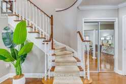 2093 SHORNCLIFFE BOULEVARD | Oakville Ontario | Slide Image Fifteen