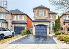 2093 SHORNCLIFFE BOULEVARD | Oakville Ontario | Slide Image One