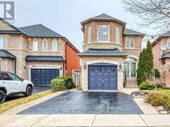2093 SHORNCLIFFE BOULEVARD Oakville Ontario, L6M 3N8