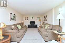 137 FIELDING CRESCENT | Hamilton Ontario | Slide Image Thirty-two