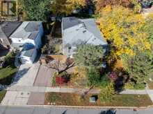 124 SPRINGHEAD GARDENS | Richmond Hill Ontario | Slide Image Two
