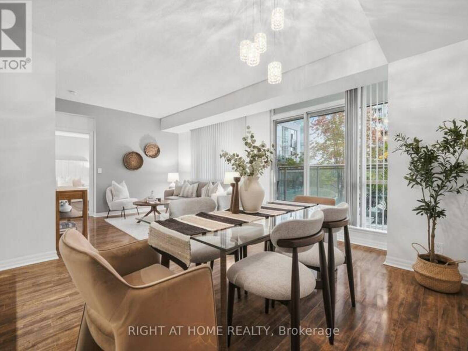 604 - 3939 DUKE OF YORK BOULEVARD, Mississauga, Ontario L5B 4N2