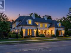 393 MAPLE GROVE DRIVE Oakville Ontario, L6J 4V8
