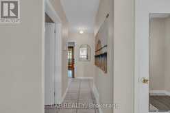 6 JARDINE PLACE | Toronto Ontario | Slide Image Thirteen