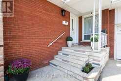 6 JARDINE PLACE | Toronto Ontario | Slide Image Four