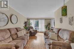 6 JARDINE PLACE | Toronto Ontario | Slide Image Six