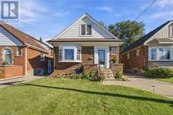 143 HUXLEY AVENUE S | Hamilton Ontario | Slide Image One