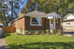 52 DUDHOPE AVENUE | Cambridge Ontario | Slide Image Two