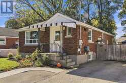 52 DUDHOPE AVENUE | Cambridge Ontario | Slide Image Three