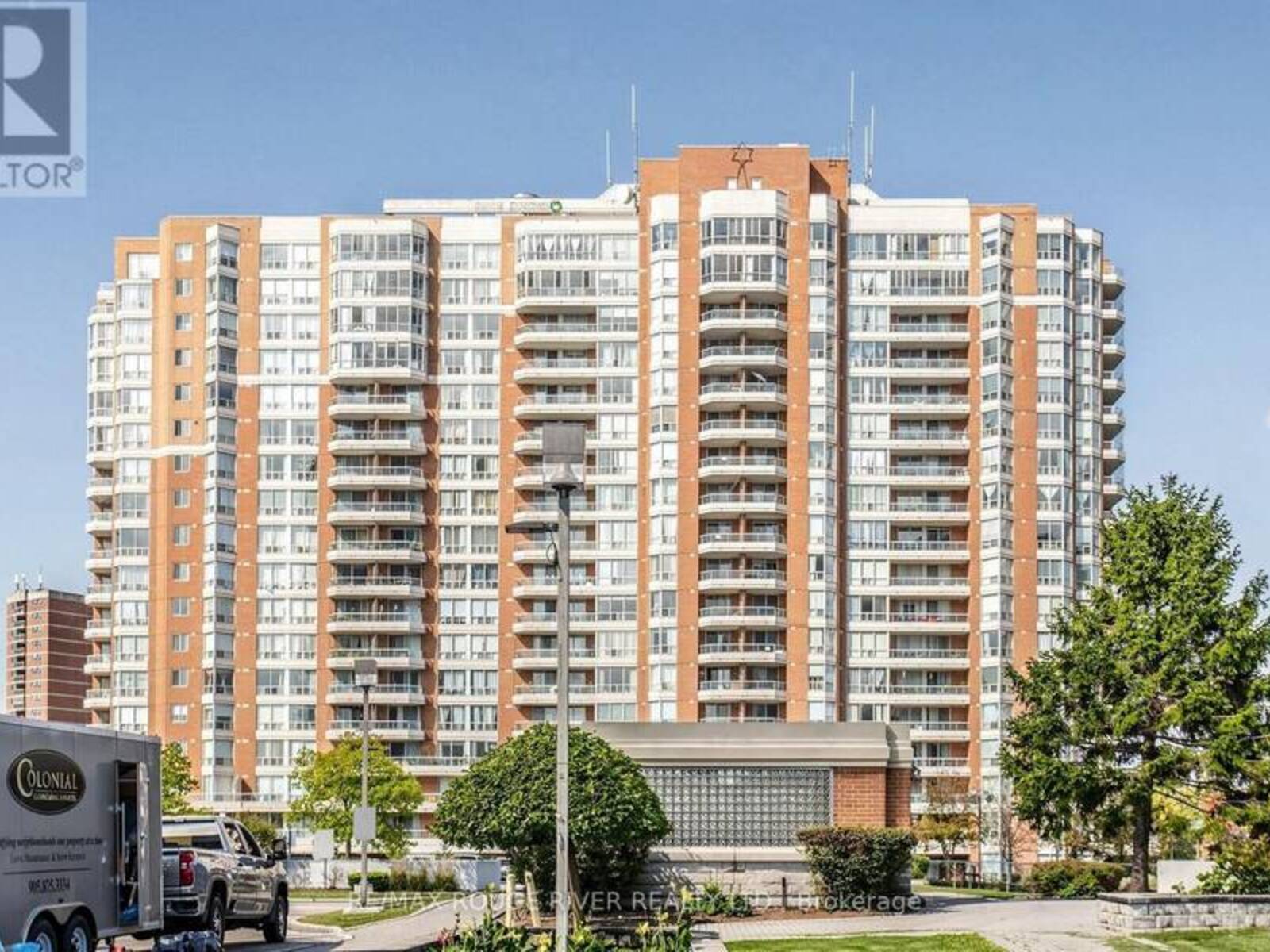 311 - 430 MCLEVIN AVENUE, Toronto, Ontario M1B 5P1