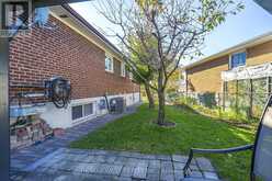 112 HARRIS CRESCENT | Vaughan Ontario | Slide Image Thirty
