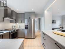 49 AMSTERDAM AVENUE | Toronto Ontario | Slide Image Seven
