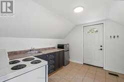 32 OAK AVENUE | Hamilton Ontario | Slide Image Thirty-three