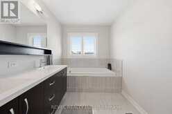 19 HIBISCUS LANE | Hamilton Ontario | Slide Image Nineteen