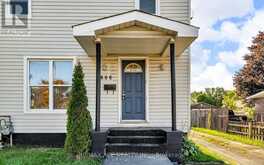 1606 PITT STREET | Cornwall Ontario | Slide Image Three