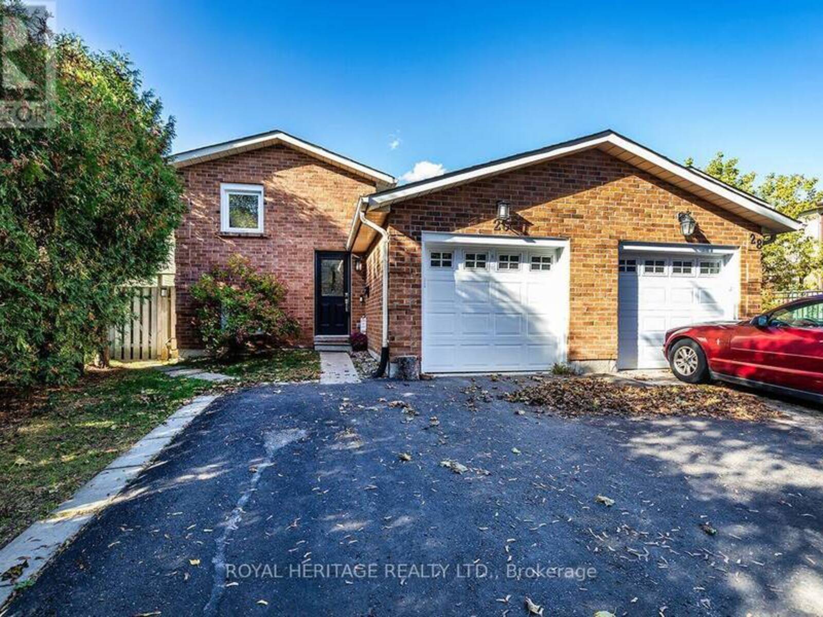 26 HARTSFIELD DRIVE, Clarington, Ontario L1E 1M5