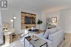 27 ANDERSON PLACE | Aurora Ontario | Slide Image Thirteen