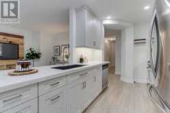 27 ANDERSON PLACE | Aurora Ontario | Slide Image Nine