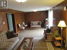 8 NEWLOVE COURT | Toronto Ontario | Slide Image Fourteen