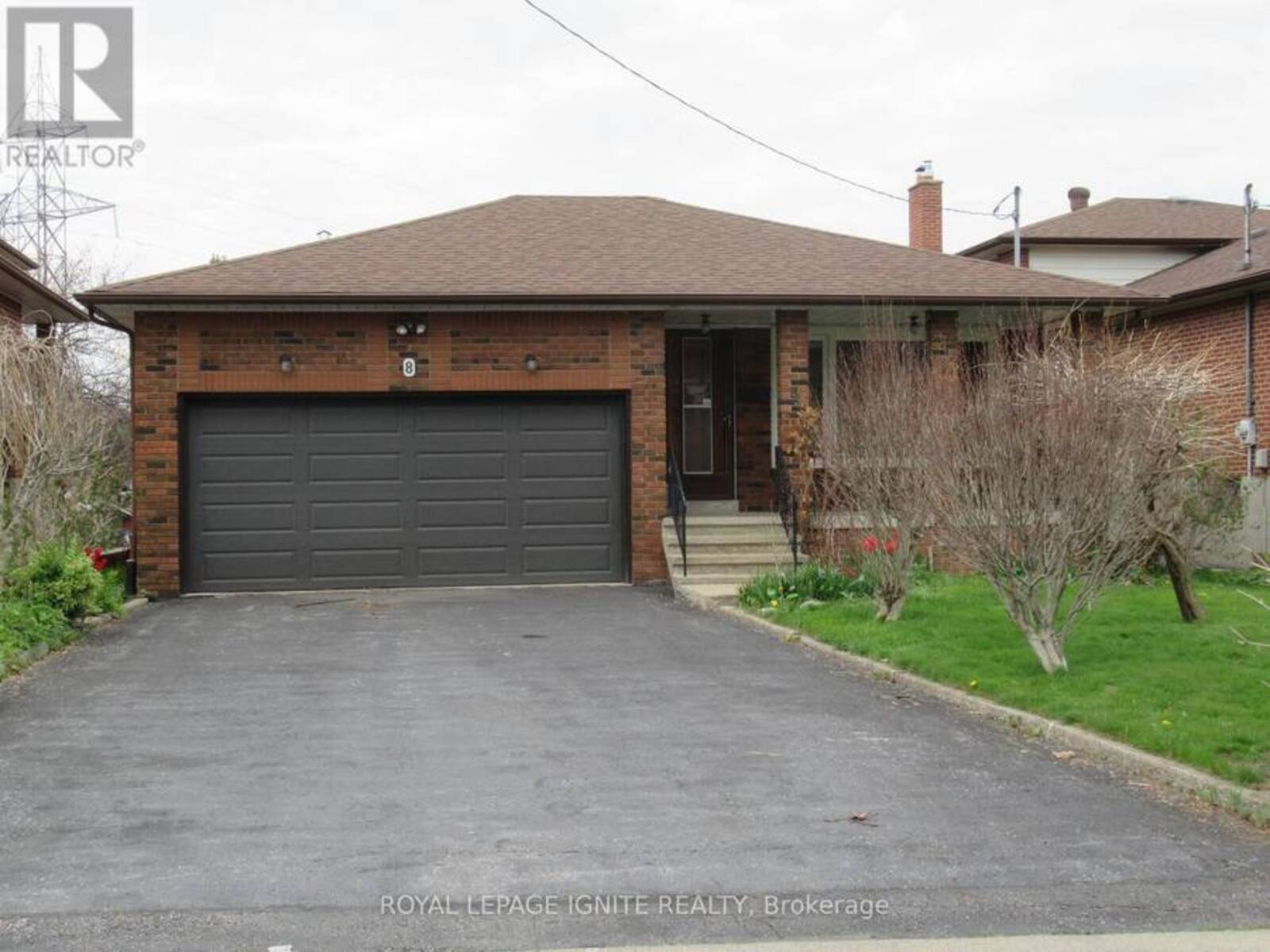 8 NEWLOVE COURT, Toronto, Ontario M9W 5X5