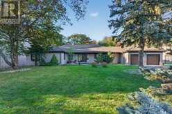 140 SANDRINGHAM DRIVE | Toronto Ontario | Slide Image Three