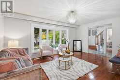 19 STARLAKE DRIVE | Toronto Ontario | Slide Image Eight