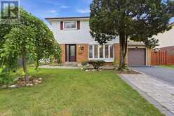 19 STARLAKE DRIVE | Toronto Ontario | Slide Image Three