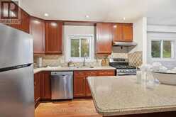 19 STARLAKE DRIVE | Toronto Ontario | Slide Image Ten