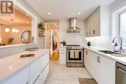 31 DAVIES CRESCENT | Toronto Ontario | Slide Image Three
