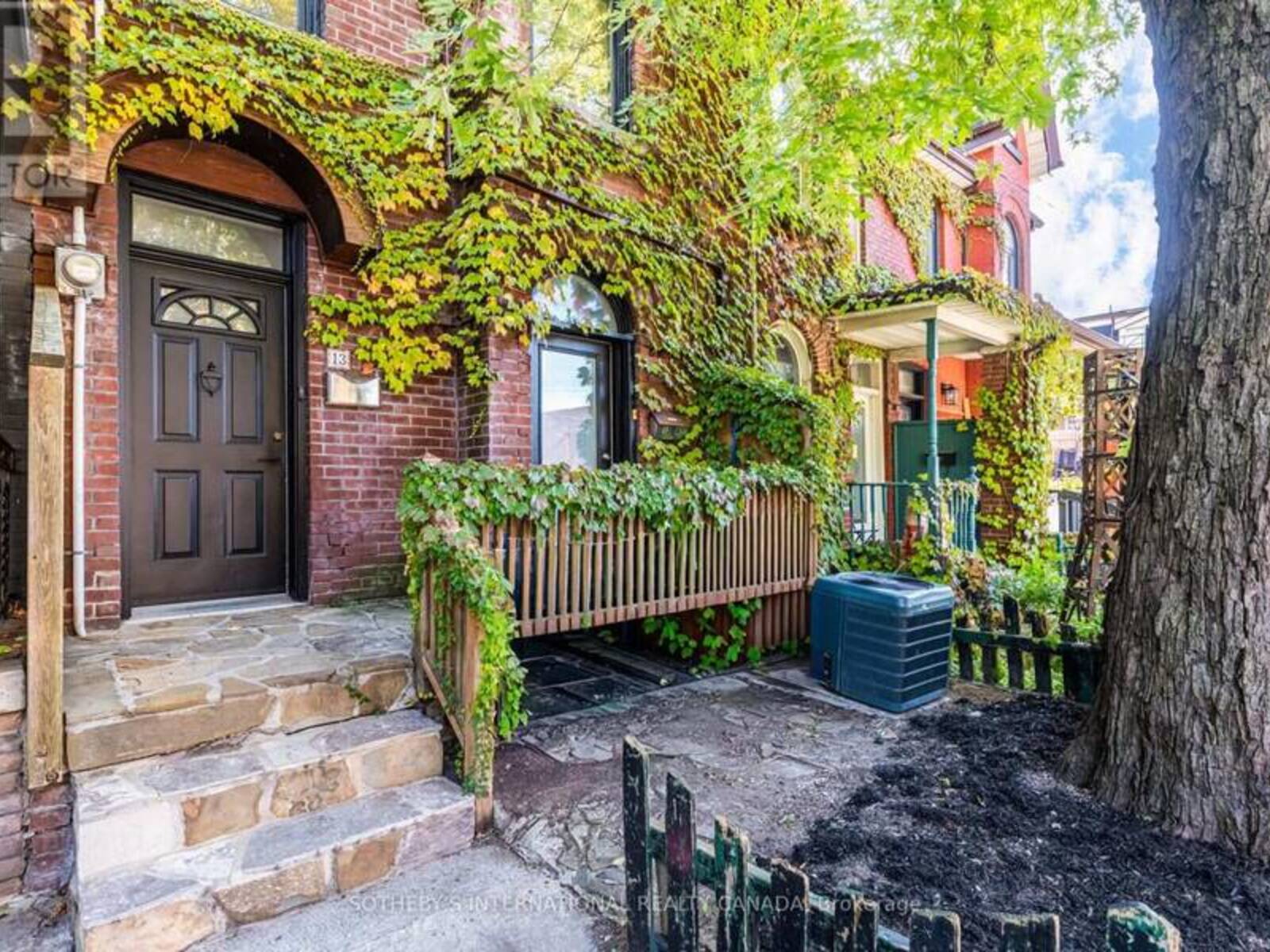13 EUCLID AVENUE, Toronto, Ontario M6J 2J5