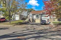 53 GOLDRING DRIVE | Whitby Ontario | Slide Image Two