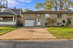 630 BRAZIL AVENUE | Windsor Ontario | Slide Image Two
