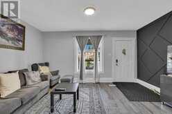 1045 WELLINGTON AVENUE | Windsor Ontario | Slide Image Eleven