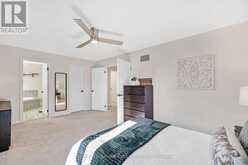 63 BILLINGHAM HEIGHTS | Aurora Ontario | Slide Image Sixteen