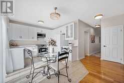 63 BILLINGHAM HEIGHTS | Aurora Ontario | Slide Image Three