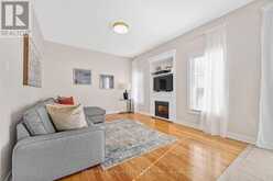 63 BILLINGHAM HEIGHTS | Aurora Ontario | Slide Image Nine