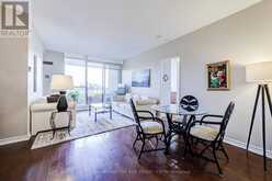 PH22 - 32 CLARISSA DRIVE | Richmond Hill Ontario | Slide Image Five