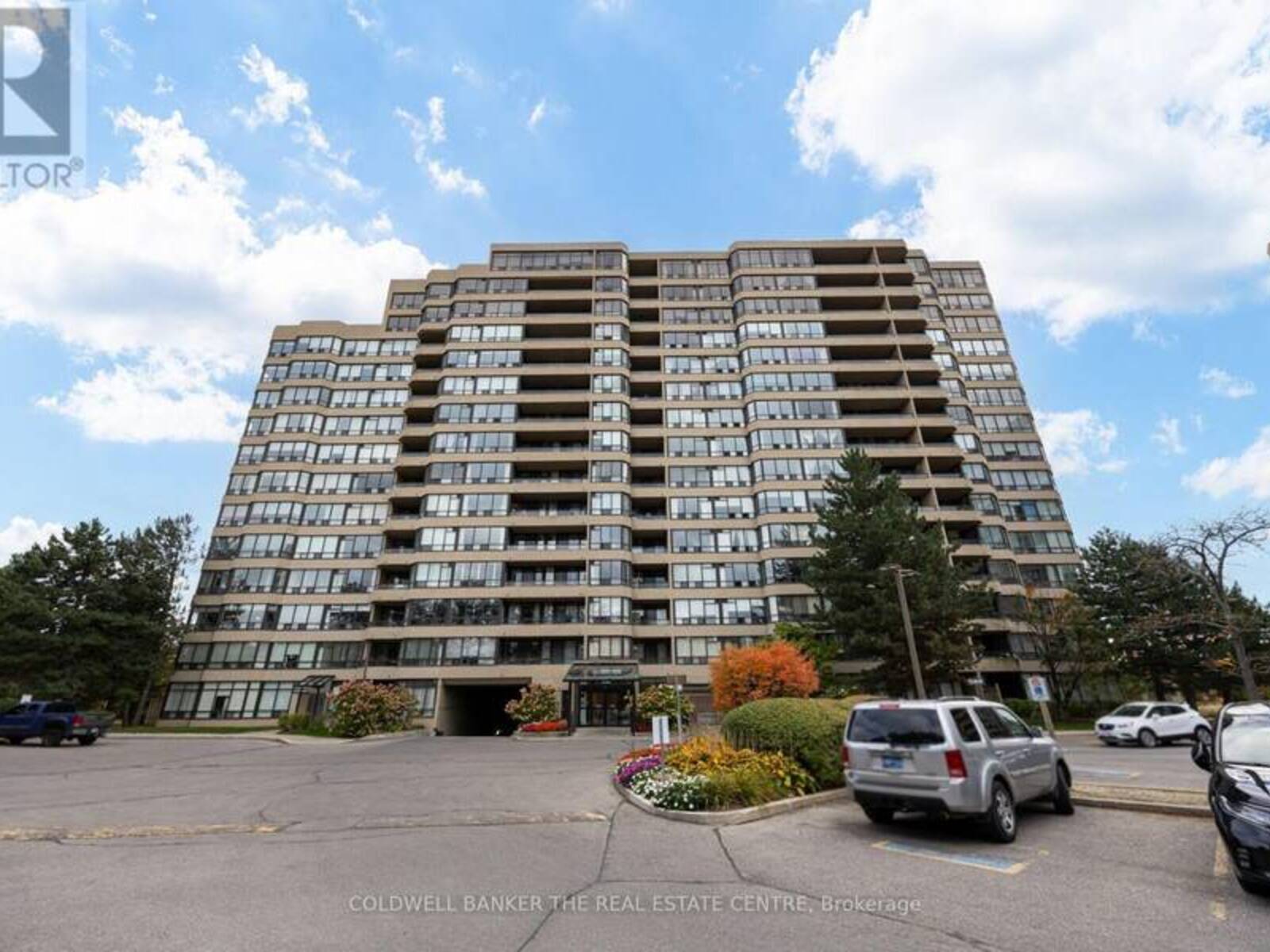 PH22 - 32 CLARISSA DRIVE, Richmond Hill, Ontario L4C 9R7