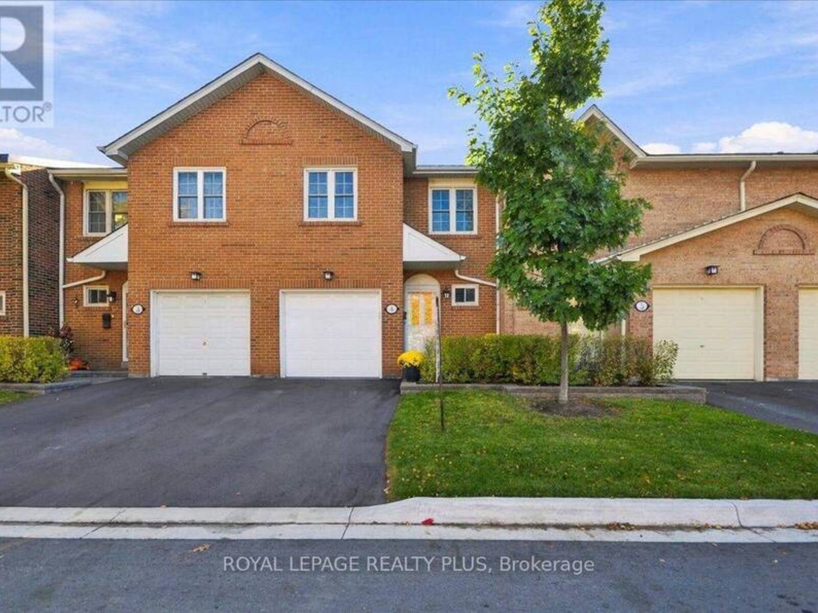 4 - 1951 RATHBURN ROAD E, Mississauga, Ontario L4W 2N9