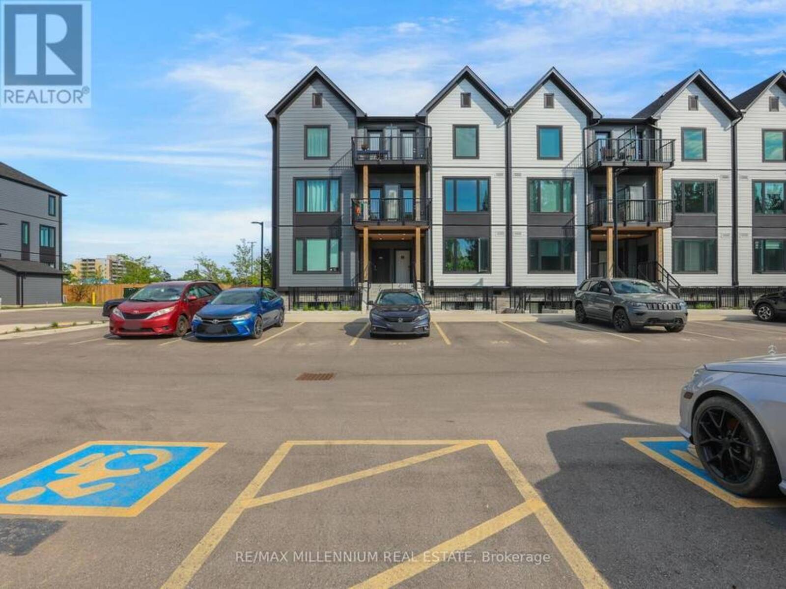 312 - 708 WOOLWICH STREET, Guelph, Ontario N1H 0C8