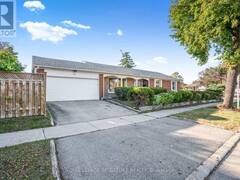 43 KATHROSE DRIVE Toronto Ontario, M2J 3P4