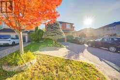 17 INDIGO STREET | Richmond Hill Ontario | Slide Image Two