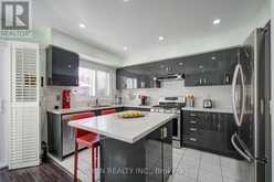 17 INDIGO STREET | Richmond Hill Ontario | Slide Image Six